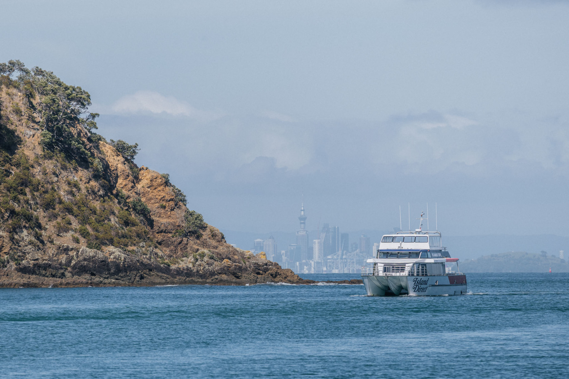 Hosted crossing of the Waitematā and Hauraki Gulf